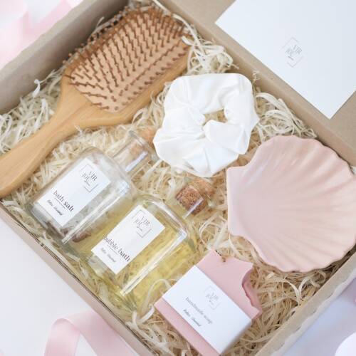Pamper me Pretty Box